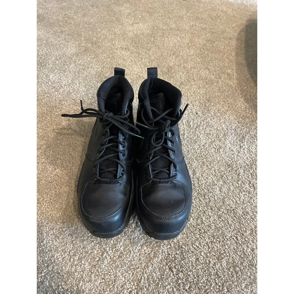 Nike black boots boys youth